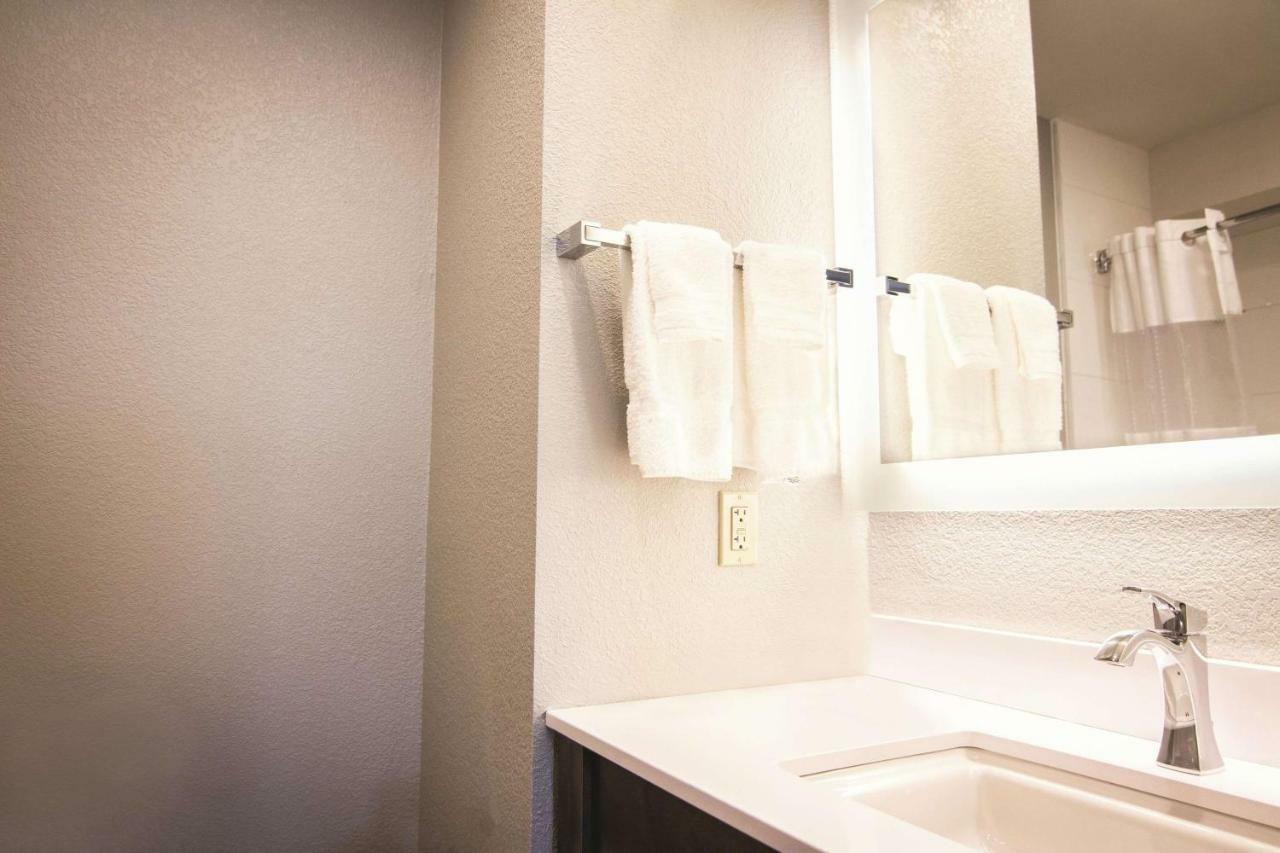 Hotel La Quinta By Wyndham Airport Anchorage